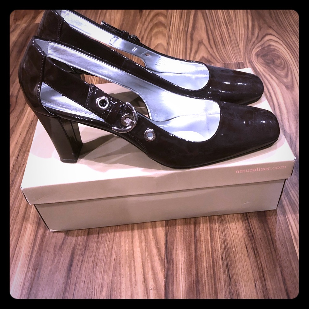 Naturalizer Heel
